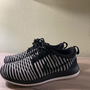 Nike stripped running shoes